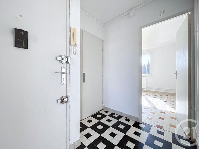 Appartement F3 à vendre - 3 pièces - 65.0 m2 - BAGNOLS SUR CEZE - 30 - LANGUEDOC-ROUSSILLON - Century 21 La Big