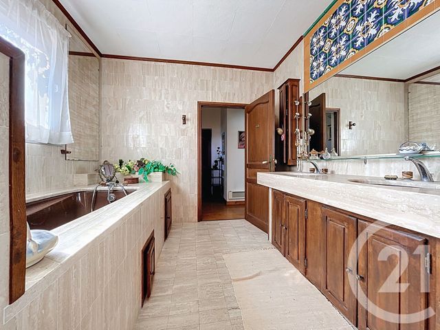 maison à vendre - 7 pièces - 202.0 m2 - BAGNOLS SUR CEZE - 30 - LANGUEDOC-ROUSSILLON - Century 21 La Big