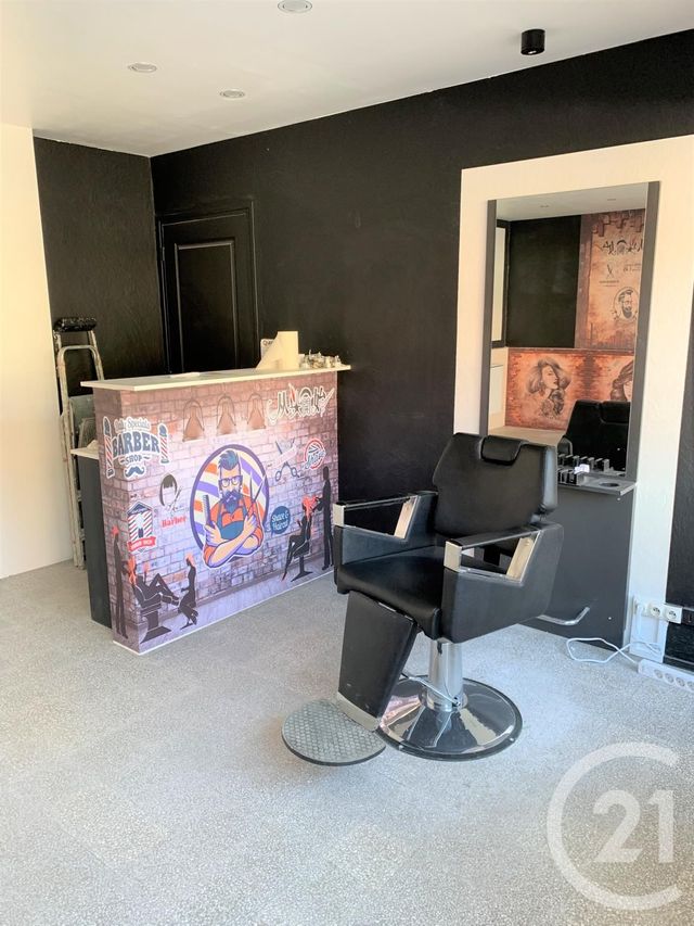 Appartement Local à louer - 1 pièce - 40.0 m2 - BAGNOLS SUR CEZE - 30 - LANGUEDOC-ROUSSILLON - Century 21 La Big