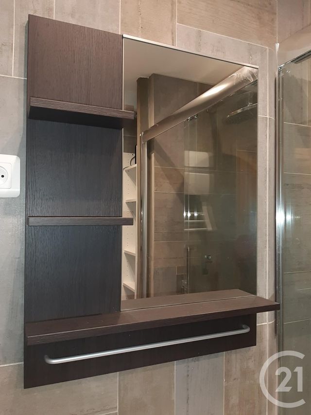 Appartement F3 à louer - 3 pièces - 45.0 m2 - BAGNOLS SUR CEZE - 30 - LANGUEDOC-ROUSSILLON - Century 21 La Big