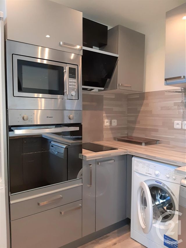 Appartement F3 à louer - 3 pièces - 45.0 m2 - BAGNOLS SUR CEZE - 30 - LANGUEDOC-ROUSSILLON - Century 21 La Big