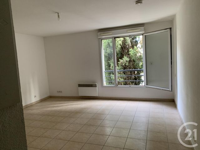 Appartement Studio à louer - 1 pièce - 28.8 m2 - BAGNOLS SUR CEZE - 30 - LANGUEDOC-ROUSSILLON - Century 21 La Big