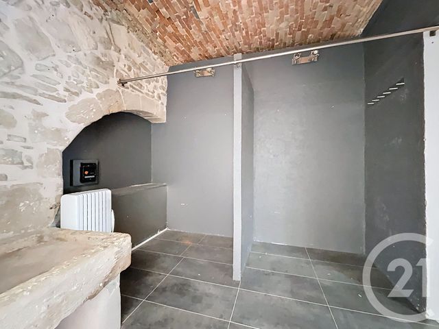 Appartement Local à vendre - 4 pièces - 53.4 m2 - BAGNOLS SUR CEZE - 30 - LANGUEDOC-ROUSSILLON - Century 21 La Big