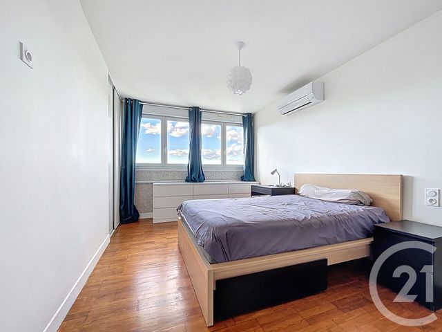 Appartement T4 à vendre - 4 pièces - 76.8 m2 - BAGNOLS SUR CEZE - 30 - LANGUEDOC-ROUSSILLON - Century 21 La Big