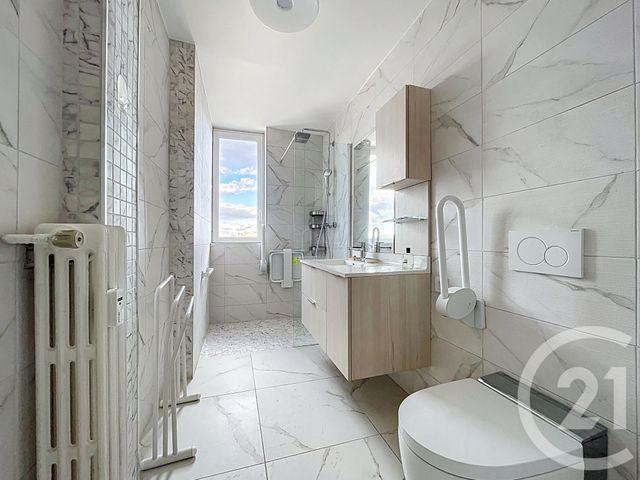 Appartement T4 à vendre - 4 pièces - 76.8 m2 - BAGNOLS SUR CEZE - 30 - LANGUEDOC-ROUSSILLON - Century 21 La Big