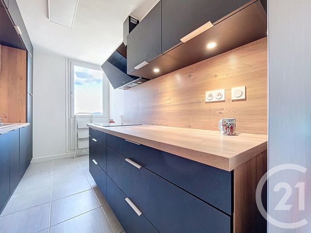 Appartement T4 à vendre - 4 pièces - 76.8 m2 - BAGNOLS SUR CEZE - 30 - LANGUEDOC-ROUSSILLON - Century 21 La Big