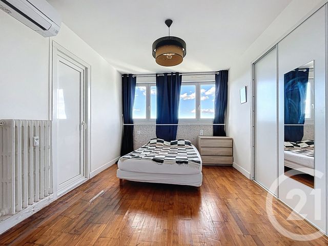 Appartement T4 à vendre - 4 pièces - 76.8 m2 - BAGNOLS SUR CEZE - 30 - LANGUEDOC-ROUSSILLON - Century 21 La Big