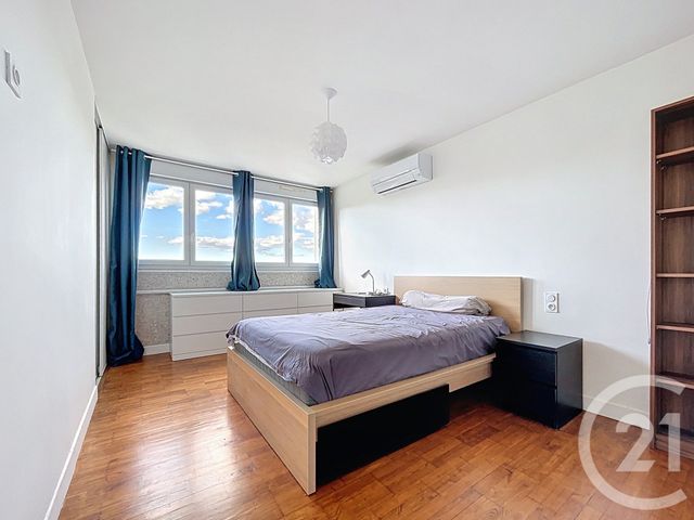 Appartement T4 à vendre - 4 pièces - 76.8 m2 - BAGNOLS SUR CEZE - 30 - LANGUEDOC-ROUSSILLON - Century 21 La Big