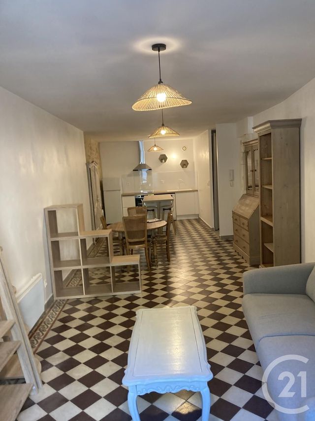 Appartement F2 à louer - 2 pièces - 59.3 m2 - BAGNOLS SUR CEZE - 30 - LANGUEDOC-ROUSSILLON - Century 21 La Big