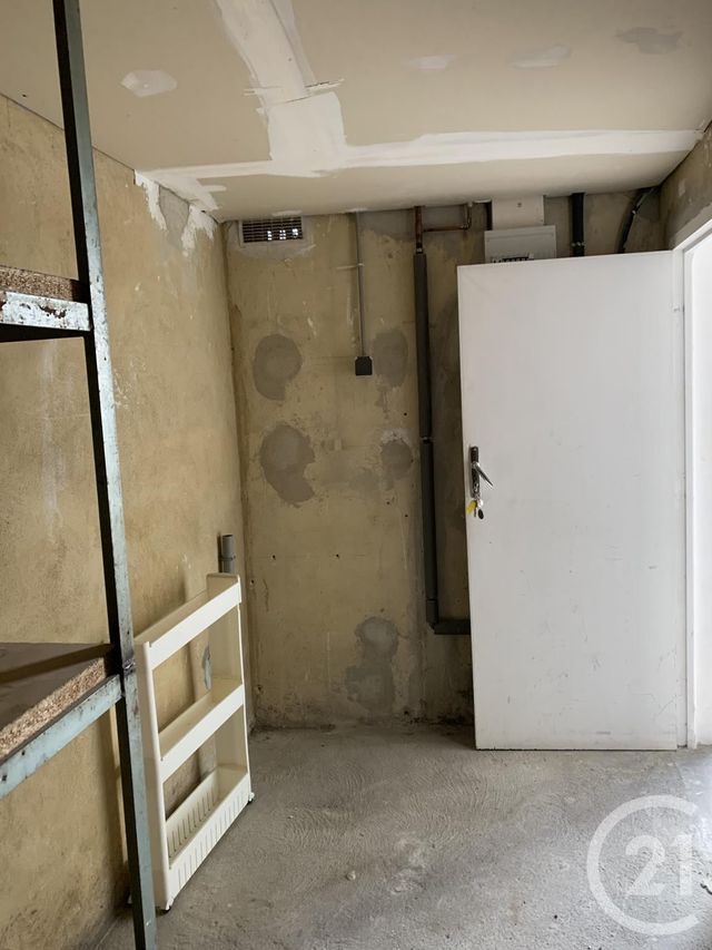 Appartement à louer - 2 pièces - 35.0 m2 - BAGNOLS SUR CEZE - 30 - LANGUEDOC-ROUSSILLON - Century 21 La Big