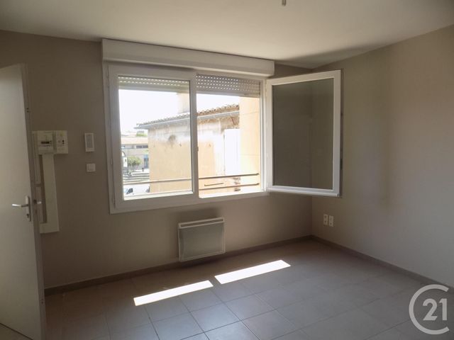 Appartement F1 à louer - 1 pièce - 24.75 m2 - BAGNOLS SUR CEZE - 30 - LANGUEDOC-ROUSSILLON - Century 21 La Big
