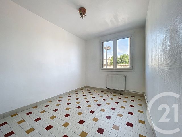 Appartement F4 à vendre - 4 pièces - 60.0 m2 - BAGNOLS SUR CEZE - 30 - LANGUEDOC-ROUSSILLON - Century 21 La Big