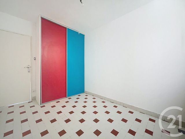 Appartement F4 à vendre - 4 pièces - 60.0 m2 - BAGNOLS SUR CEZE - 30 - LANGUEDOC-ROUSSILLON - Century 21 La Big