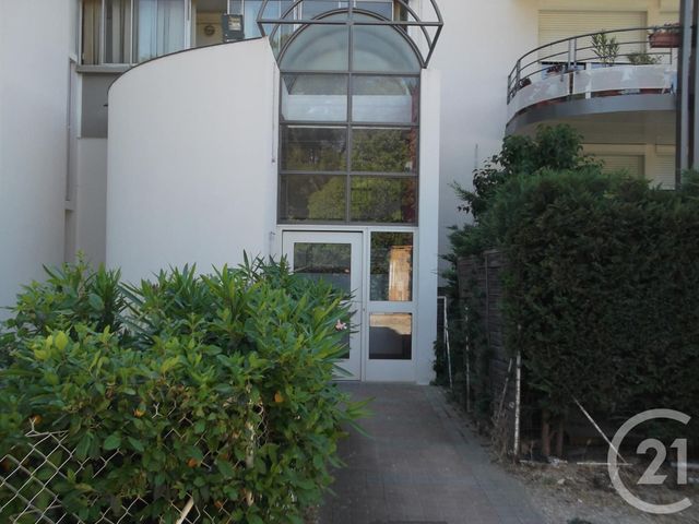 Appartement T4 à louer - 4 pièces - 63.48 m2 - BAGNOLS SUR CEZE - 30 - LANGUEDOC-ROUSSILLON - Century 21 La Big