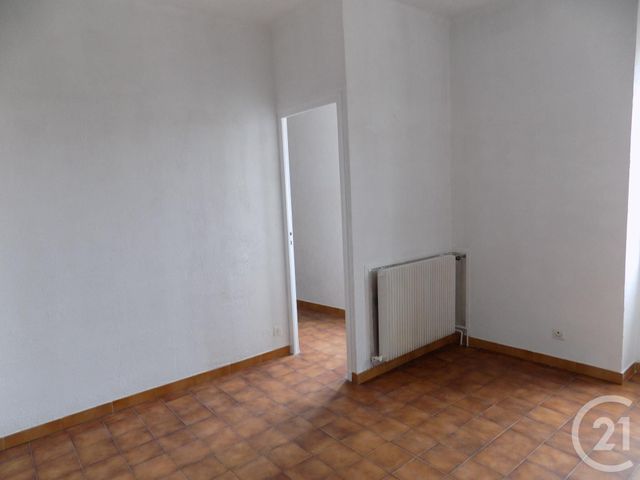 Appartement à louer - 2 pièces - 45.0 m2 - BAGNOLS SUR CEZE - 30 - LANGUEDOC-ROUSSILLON - Century 21 La Big