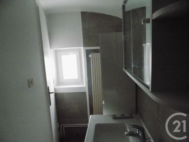 Appartement à louer - 2 pièces - 45.0 m2 - BAGNOLS SUR CEZE - 30 - LANGUEDOC-ROUSSILLON - Century 21 La Big