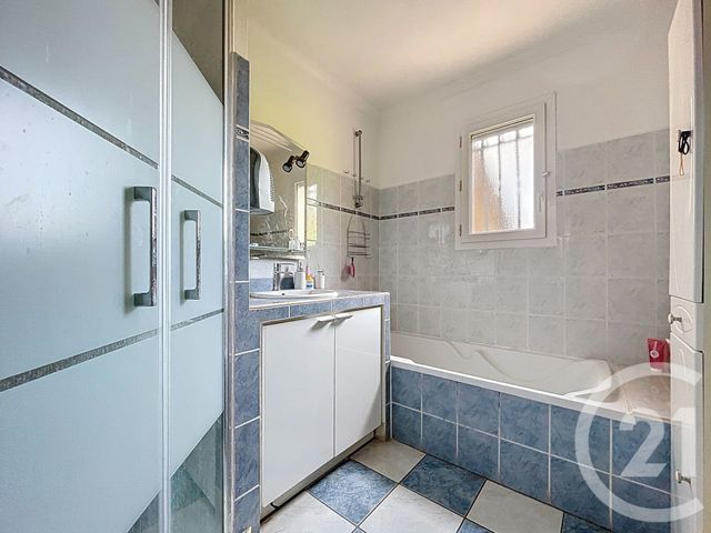 maison à vendre - 4 pièces - 137.62 m2 - BAGNOLS SUR CEZE - 30 - LANGUEDOC-ROUSSILLON - Century 21 La Big