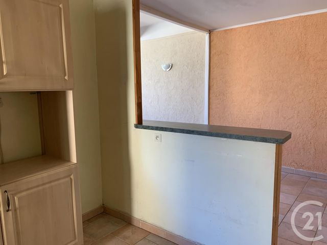 Appartement F3 à louer - 3 pièces - 92.0 m2 - BAGNOLS SUR CEZE - 30 - LANGUEDOC-ROUSSILLON - Century 21 La Big