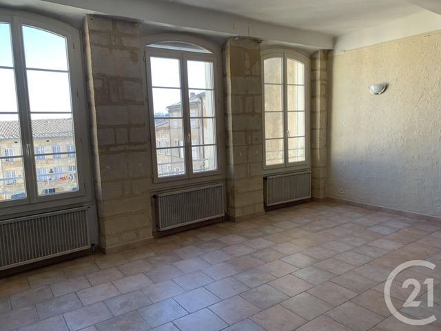 Appartement F3 à louer - 3 pièces - 92.0 m2 - BAGNOLS SUR CEZE - 30 - LANGUEDOC-ROUSSILLON - Century 21 La Big