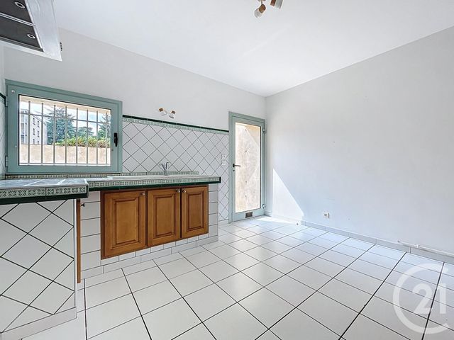 maison à vendre - 6 pièces - 124.4 m2 - BAGNOLS SUR CEZE - 30 - LANGUEDOC-ROUSSILLON - Century 21 La Big