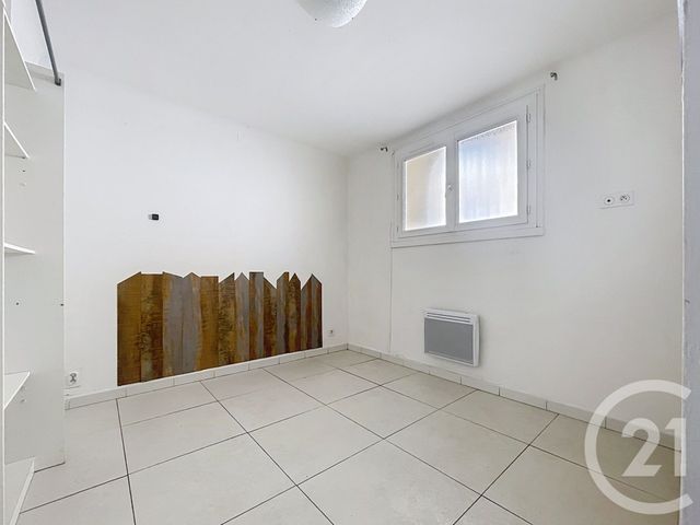 Appartement F2 à vendre - 2 pièces - 37.0 m2 - BAGNOLS SUR CEZE - 30 - LANGUEDOC-ROUSSILLON - Century 21 La Big