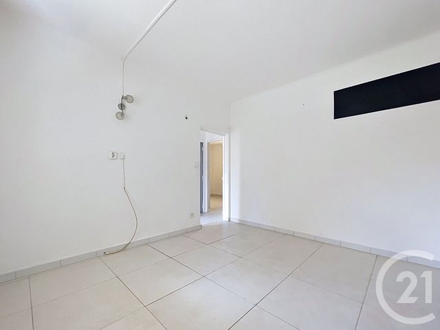 Appartement F2 à vendre - 2 pièces - 37.0 m2 - BAGNOLS SUR CEZE - 30 - LANGUEDOC-ROUSSILLON - Century 21 La Big