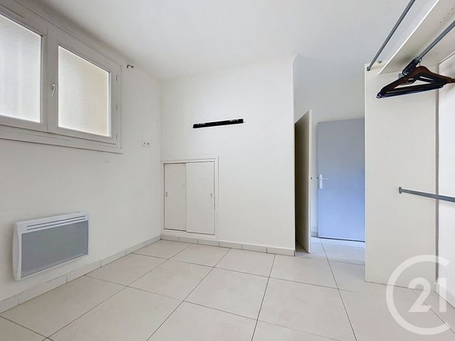 Appartement F2 à vendre - 2 pièces - 37.0 m2 - BAGNOLS SUR CEZE - 30 - LANGUEDOC-ROUSSILLON - Century 21 La Big