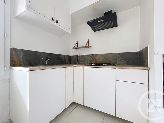 Appartement F2 à vendre - 2 pièces - 37.0 m2 - BAGNOLS SUR CEZE - 30 - LANGUEDOC-ROUSSILLON - Century 21 La Big