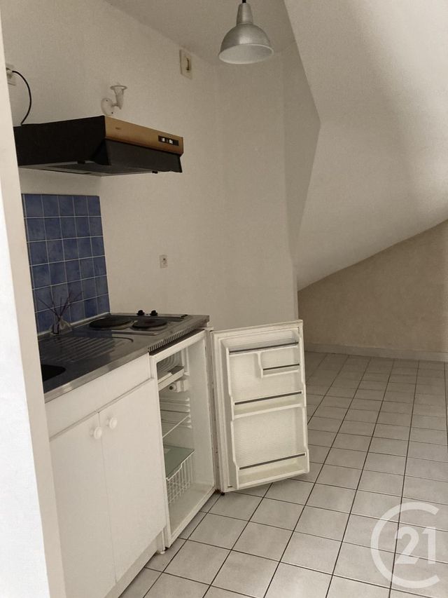 Appartement F1 à louer - 1 pièce - 38.0 m2 - BAGNOLS SUR CEZE - 30 - LANGUEDOC-ROUSSILLON - Century 21 La Big