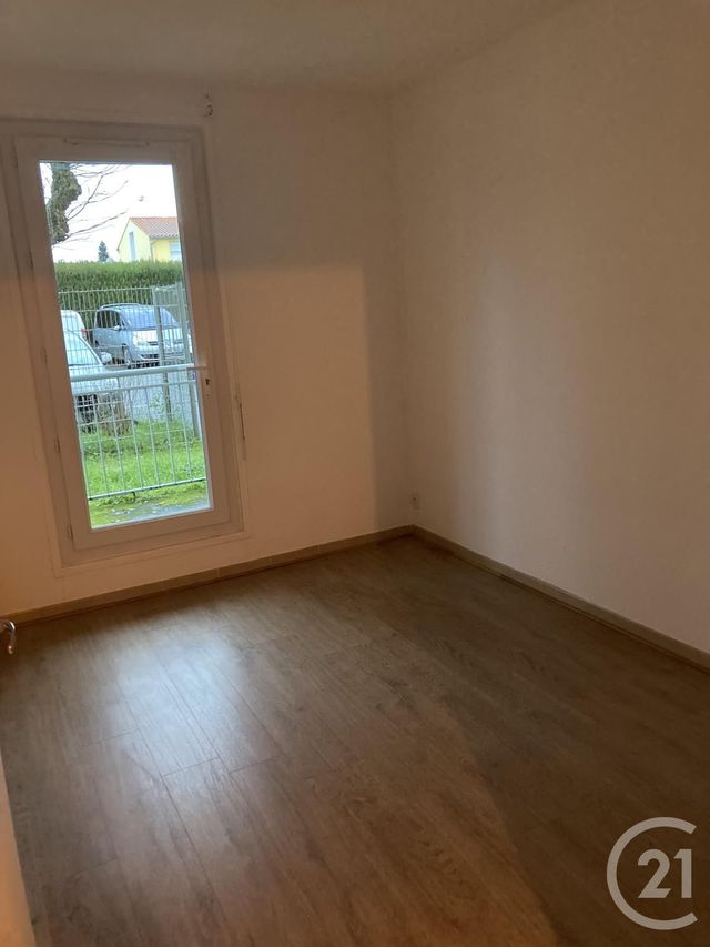 Appartement F3 à louer - 3 pièces - 69.0 m2 - BAGNOLS SUR CEZE - 30 - LANGUEDOC-ROUSSILLON - Century 21 La Big