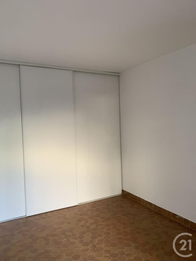 maison à louer - 4 pièces - 120.0 m2 - GOUDARGUES - 30 - LANGUEDOC-ROUSSILLON - Century 21 La Big