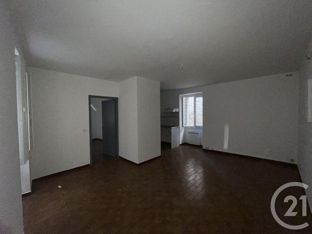 Appartement à louer - 2 pièces - 36.7 m2 - BAGNOLS SUR CEZE - 30 - LANGUEDOC-ROUSSILLON - Century 21 La Big