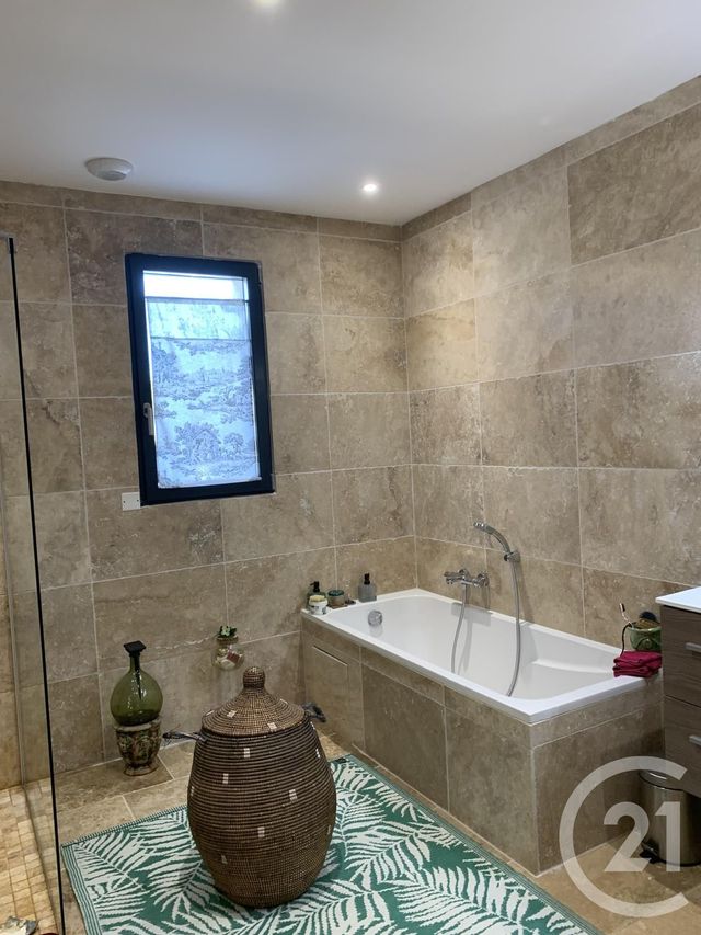 maison à louer - 4 pièces - 170.0 m2 - ST MICHEL D EUZET - 30 - LANGUEDOC-ROUSSILLON - Century 21 La Big