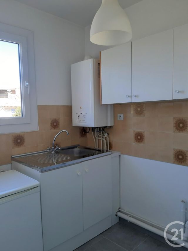 Appartement F1 à louer - 1 pièce - 22.1 m2 - BAGNOLS SUR CEZE - 30 - LANGUEDOC-ROUSSILLON - Century 21 La Big