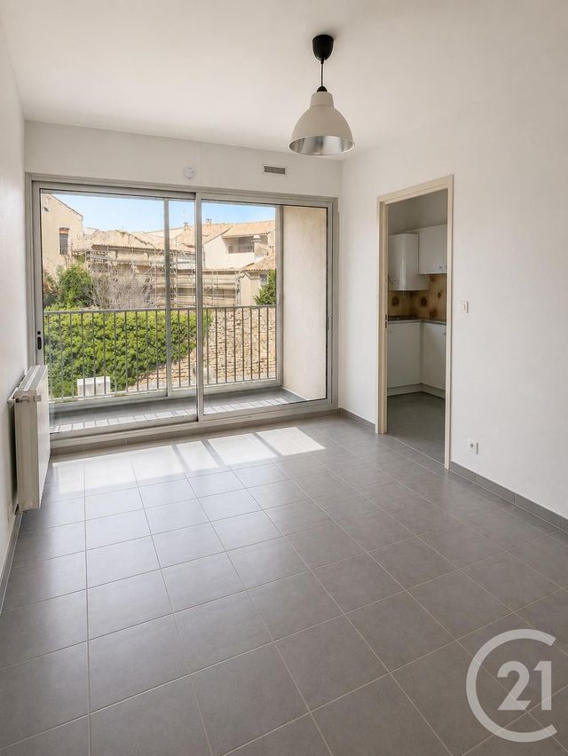 Appartement F1 à louer BAGNOLS SUR CEZE