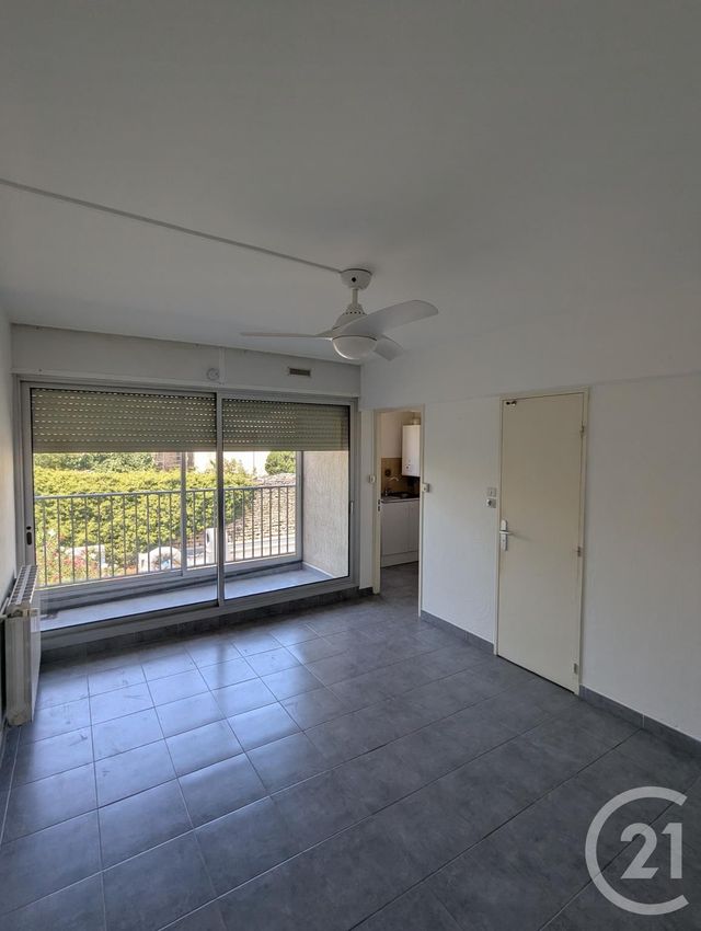 Appartement F1 à louer BAGNOLS SUR CEZE