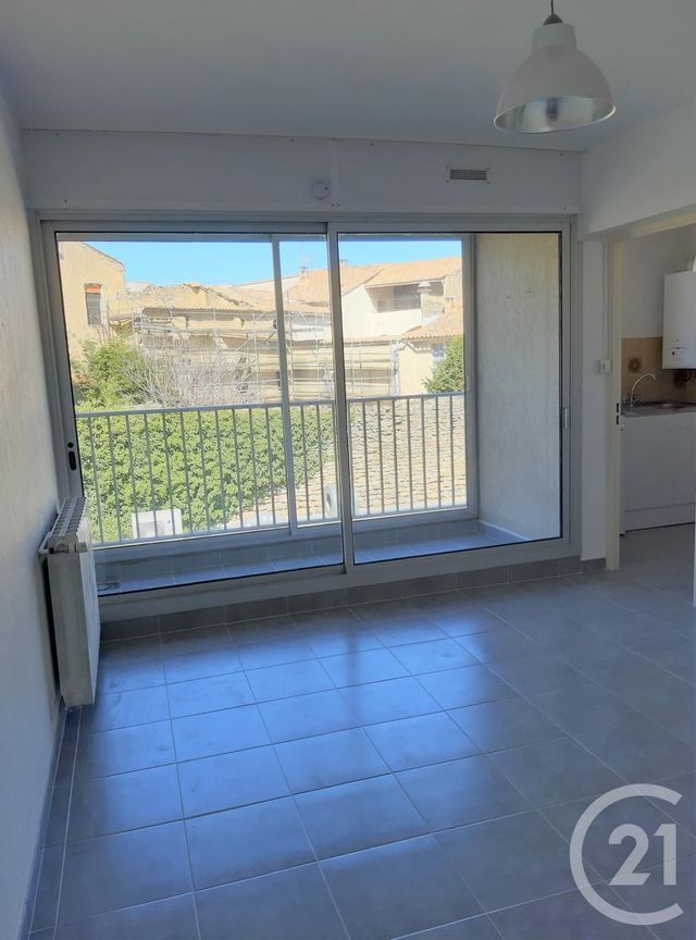 Appartement F1 à louer - 1 pièce - 22.1 m2 - BAGNOLS SUR CEZE - 30 - LANGUEDOC-ROUSSILLON - Century 21 La Big