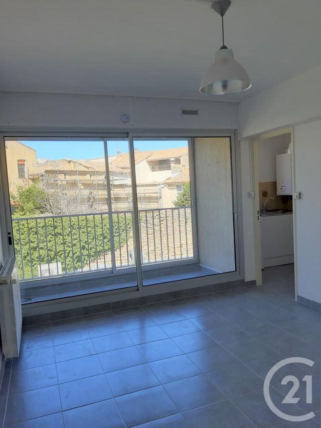 Appartement F1 à louer - 1 pièce - 22.1 m2 - BAGNOLS SUR CEZE - 30 - LANGUEDOC-ROUSSILLON - Century 21 La Big
