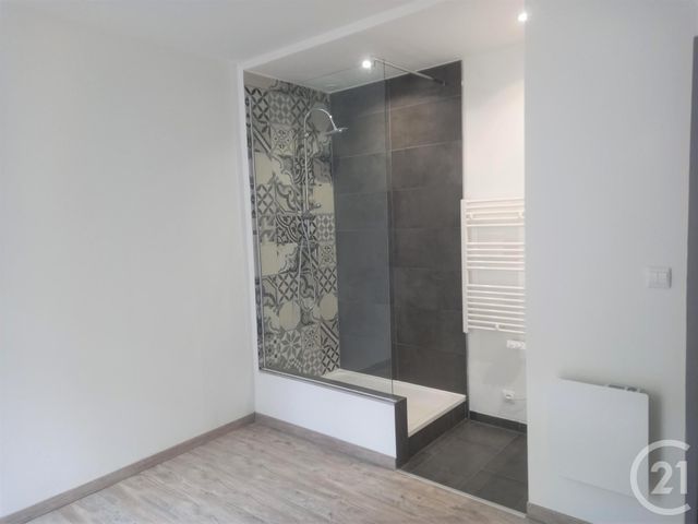 Appartement F2 à louer - 2 pièces - 42.35 m2 - BAGNOLS SUR CEZE - 30 - LANGUEDOC-ROUSSILLON - Century 21 La Big