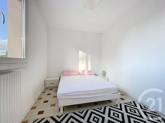 Appartement F4 à vendre - 4 pièces - 63.72 m2 - BAGNOLS SUR CEZE - 30 - LANGUEDOC-ROUSSILLON - Century 21 La Big