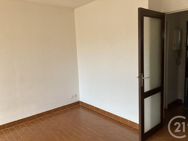 Appartement F1 à louer - 1 pièce - 25.0 m2 - BAGNOLS SUR CEZE - 30 - LANGUEDOC-ROUSSILLON - Century 21 La Big