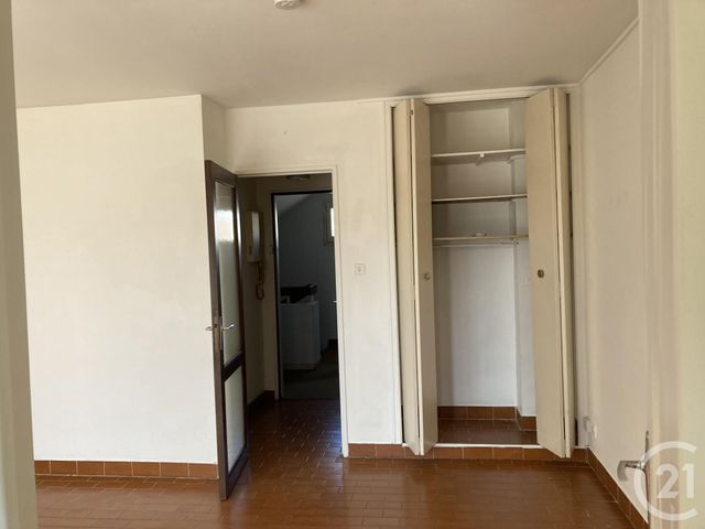 Appartement F1 à louer - 1 pièce - 25.0 m2 - BAGNOLS SUR CEZE - 30 - LANGUEDOC-ROUSSILLON - Century 21 La Big