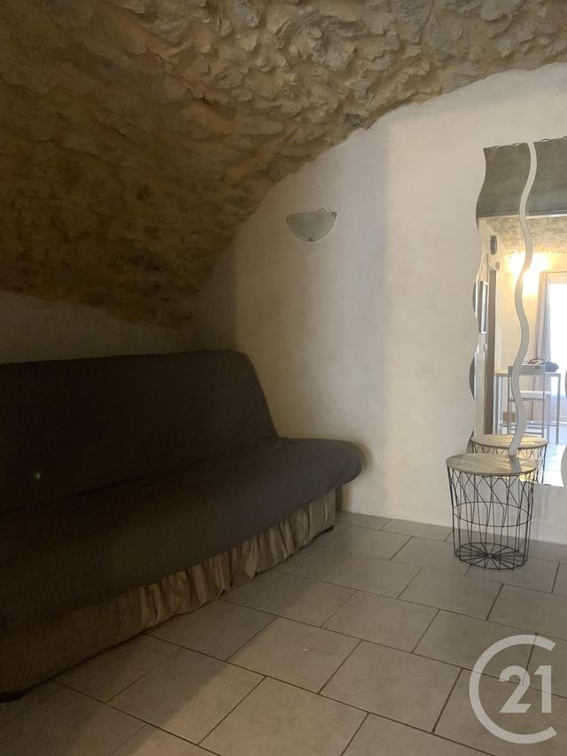 Afficher la photo en grand Appartement à louer - 2 pièces - 72.0 m2 - ST ANDRE DE ROQUEPERTUIS - 30 - LANGUEDOC-ROUSSILLON - Century 21 La Big