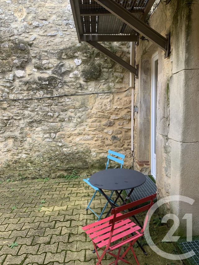 Afficher la photo en grand Appartement à louer - 2 pièces - 72.0 m2 - ST ANDRE DE ROQUEPERTUIS - 30 - LANGUEDOC-ROUSSILLON - Century 21 La Big