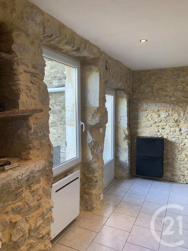 Afficher la photo en grand Appartement à louer - 2 pièces - 72.0 m2 - ST ANDRE DE ROQUEPERTUIS - 30 - LANGUEDOC-ROUSSILLON - Century 21 La Big
