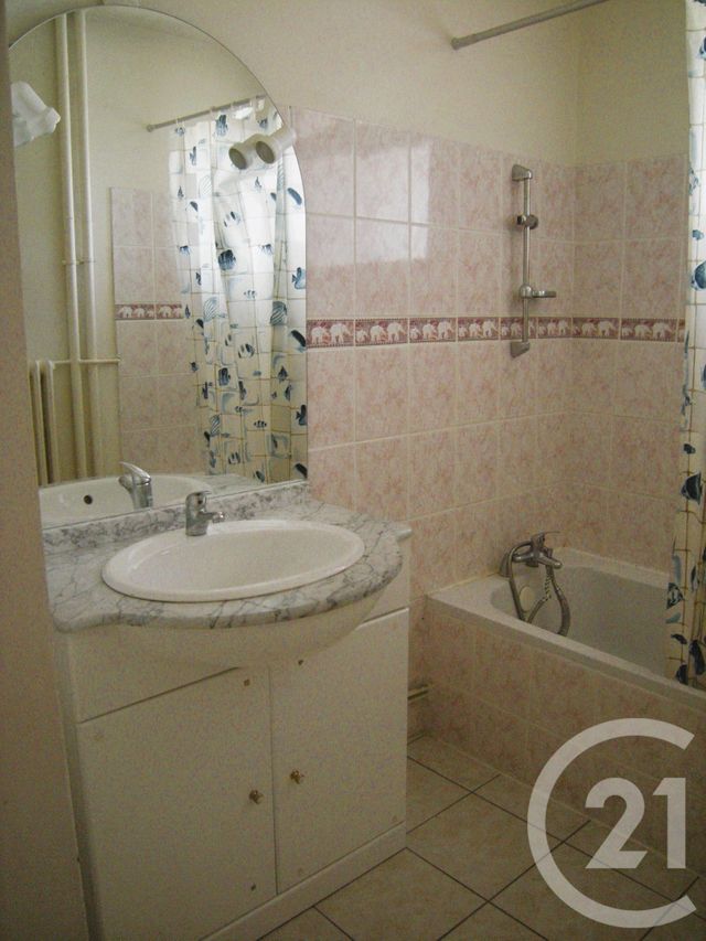 Appartement T4 à vendre - 4 pièces - 96.54 m2 - BAGNOLS SUR CEZE - 30 - LANGUEDOC-ROUSSILLON - Century 21 La Big