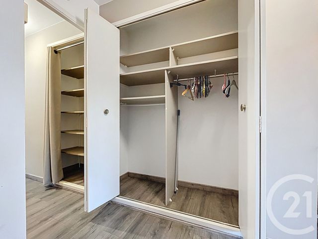 Appartement à vendre - 2 pièces - 39.82 m2 - BAGNOLS SUR CEZE - 30 - LANGUEDOC-ROUSSILLON - Century 21 La Big