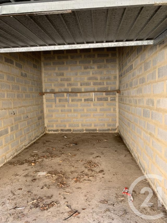 parking à louer - 17.0 m2 - BAGNOLS SUR CEZE - 30 - LANGUEDOC-ROUSSILLON - Century 21 La Big