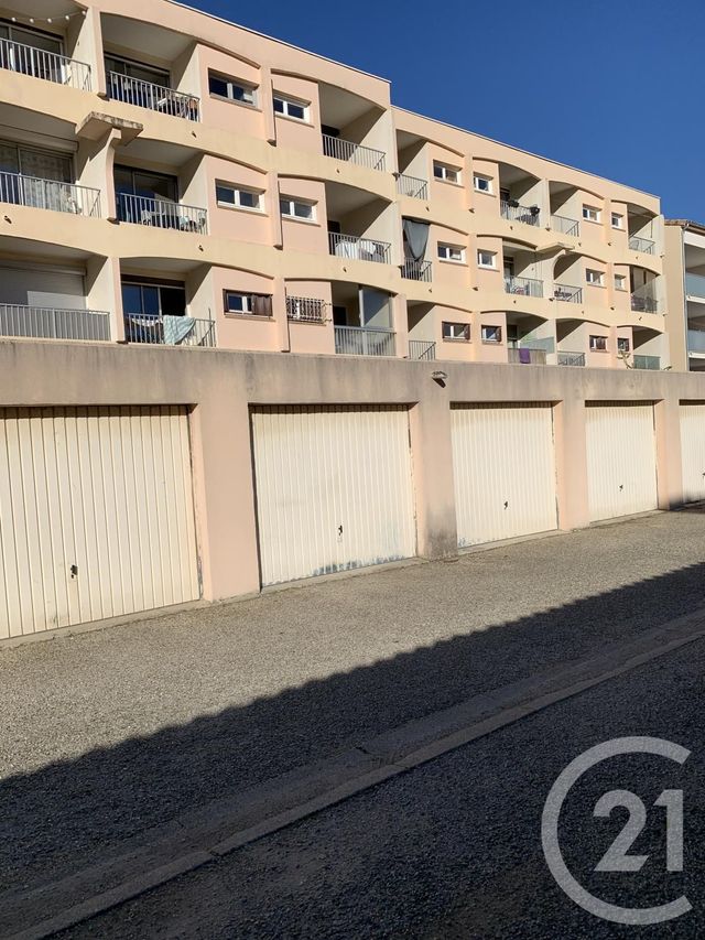 Parking à louer BAGNOLS SUR CEZE