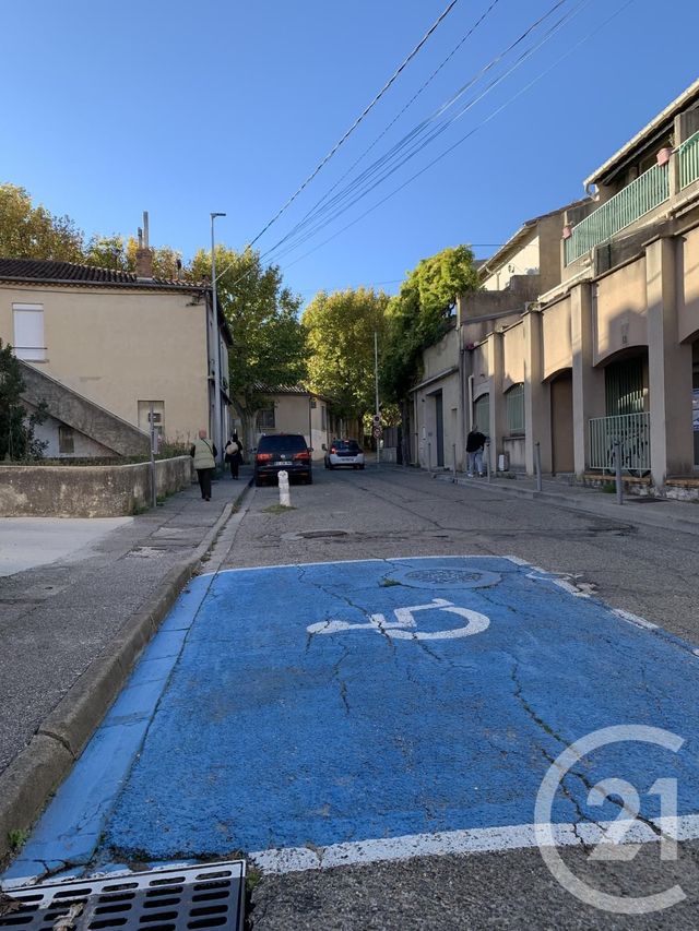 parking à louer - 17.0 m2 - BAGNOLS SUR CEZE - 30 - LANGUEDOC-ROUSSILLON - Century 21 La Big